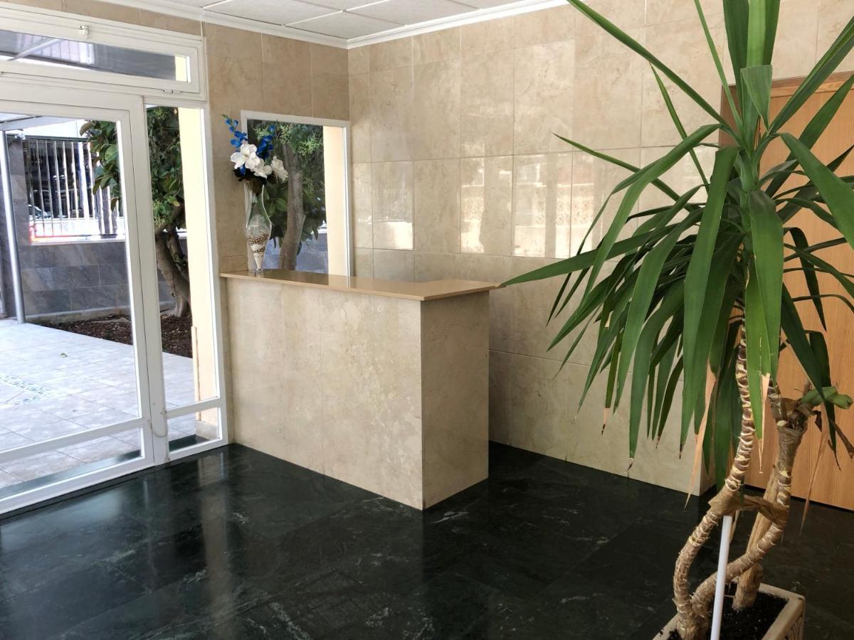 Holiday Apt Niza 10B Μπένιντορμ Εξωτερικό φωτογραφία