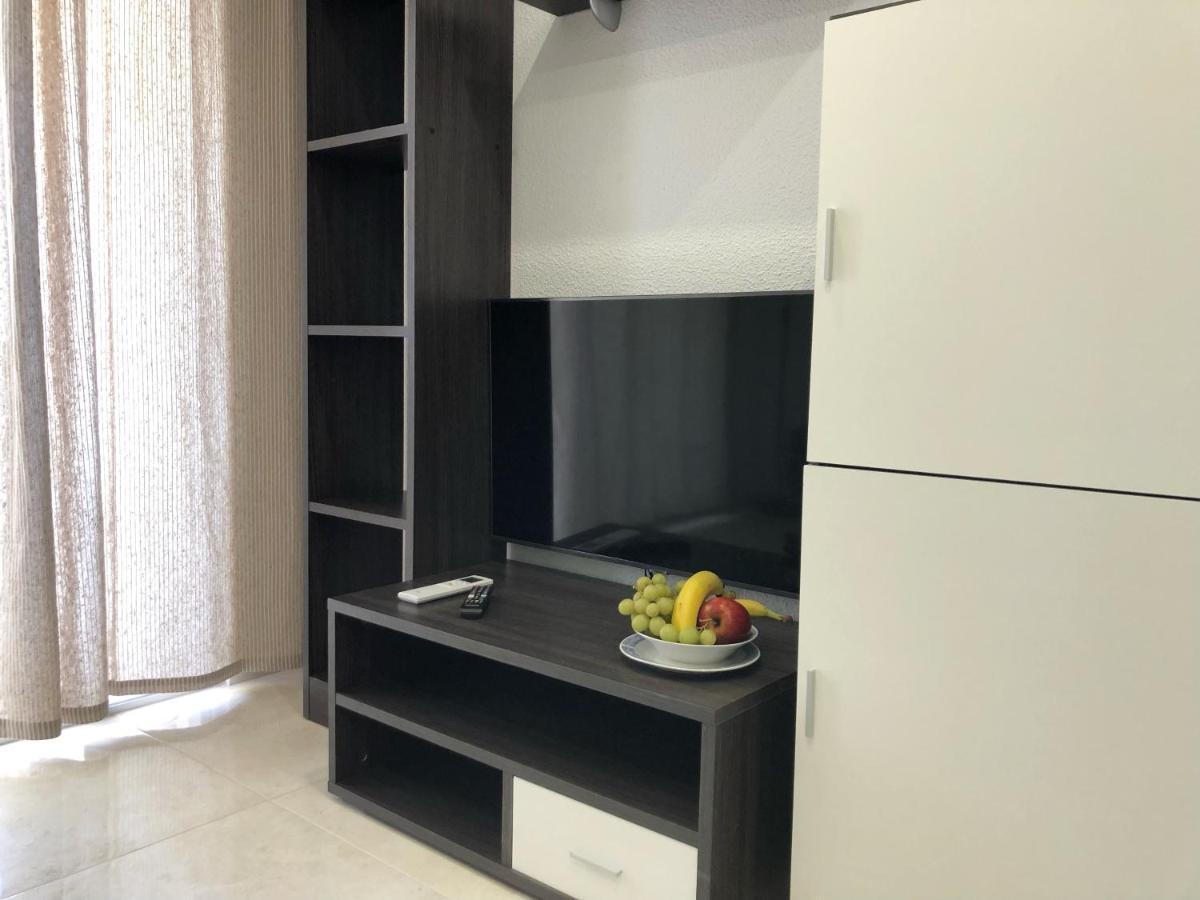 Holiday Apt Niza 10B Μπένιντορμ Εξωτερικό φωτογραφία